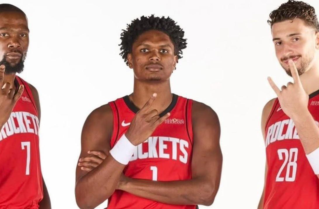 火箭前两场球员三分球情况

杜兰特6中4
申京6中4
小贾10中5
阿门4中2