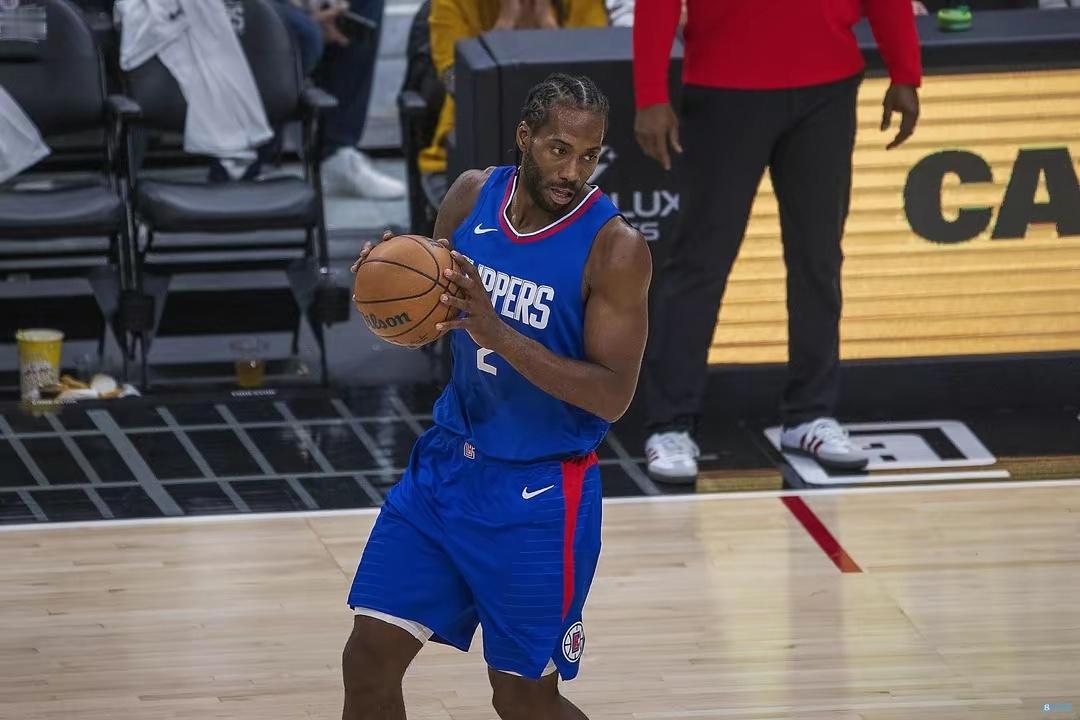 莱昂纳德：湖人充满能量和侵略性 詹眉率队赢得了胜利NBA常规赛，快船103-10