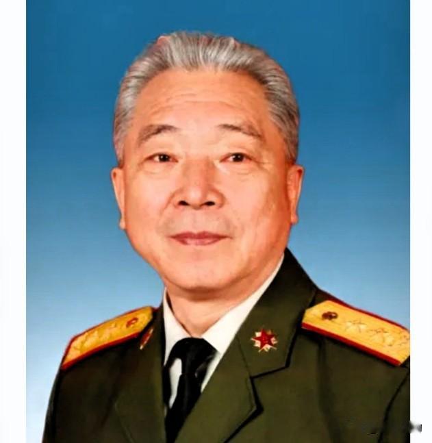 原沈阳军区副司令员石宝源中将逝世，享年90岁。他是我军早期专业坦克兵学员，珍宝岛