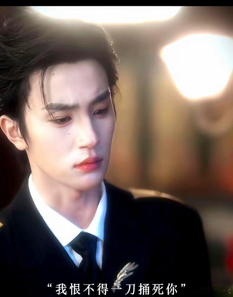 爆款短剧《太奶5》这块饼，观众想给张翅，但制作方似乎只想塞给一个“复制品”。第四