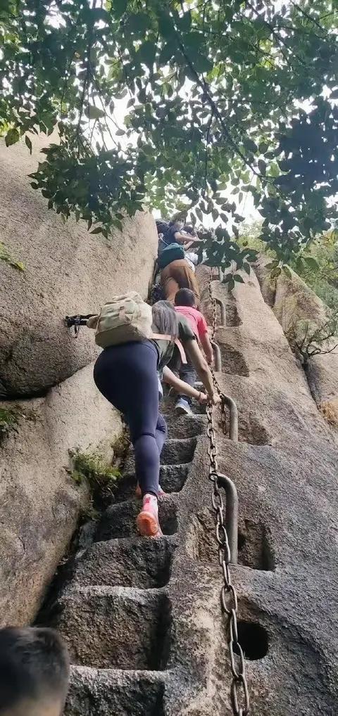 世上无难事 只要肯攀登