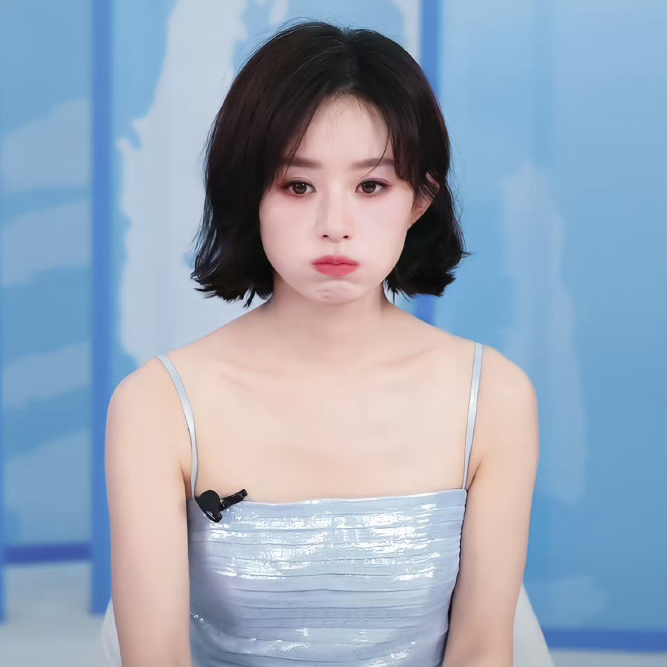 萌嘟嘟的丽丽酱呀