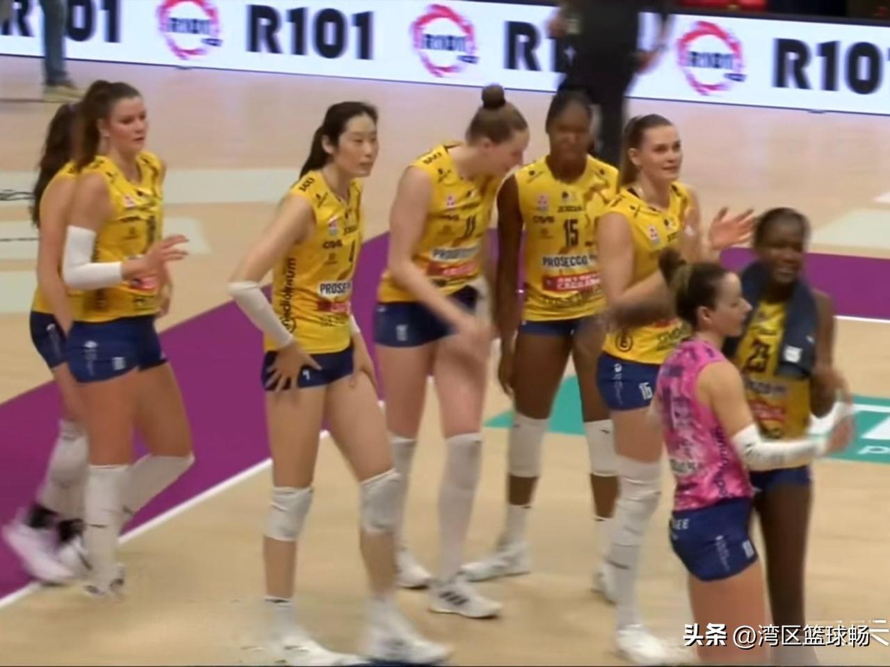 朱婷18扣12中1拦狂砍13分，进攻效率66.7%全场第一，科内利亚诺3-0横扫