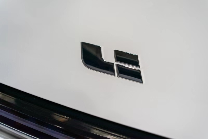 【理想汽车组织架构再调整】日前，有消息称，理想汽车近期对组织架构进行调整，计划将
