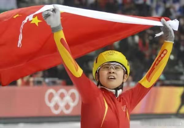 王濛家乡特产是奥运冠军王濛在浪姐舞台贯口式安利家乡 听濛主讲家乡真的会被感染！特