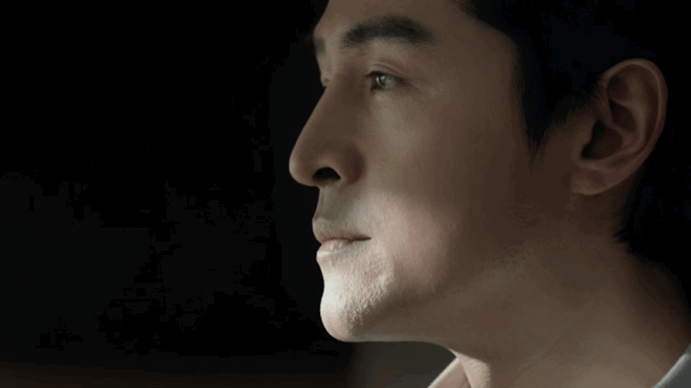 春分麦起身一刻值千金 胡歌新广告拍的太有春日质感了！话说胡歌四十而悦，身上的文艺