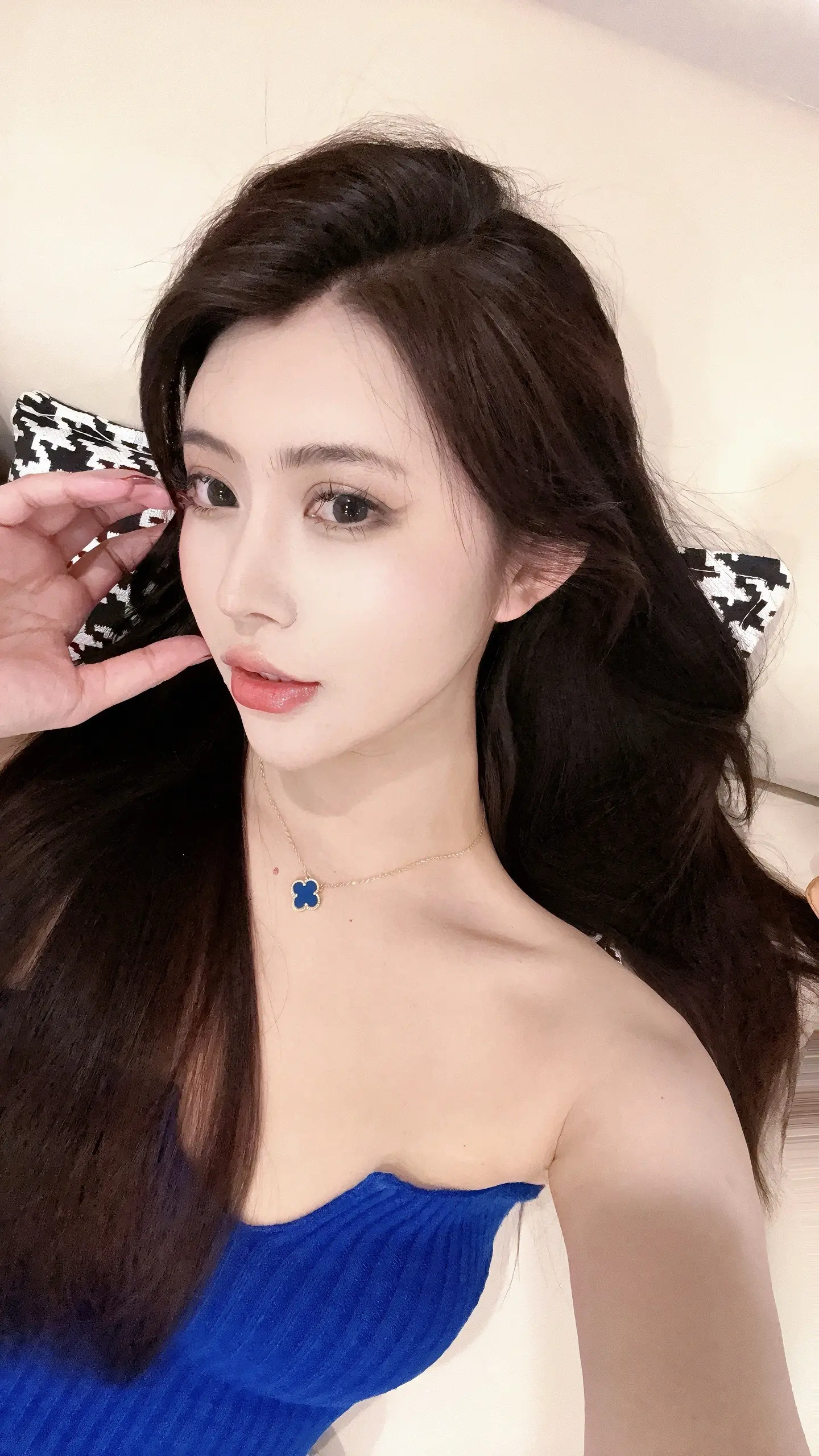 你说蓝色是你最爱的颜色🧿 ·̆⍛･̆🧿