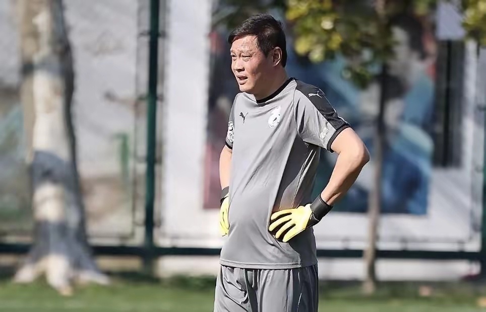 世界杯央视解说阵容亮相2026世界杯融媒体传播服务方案发布会，最让球迷吸引的是解