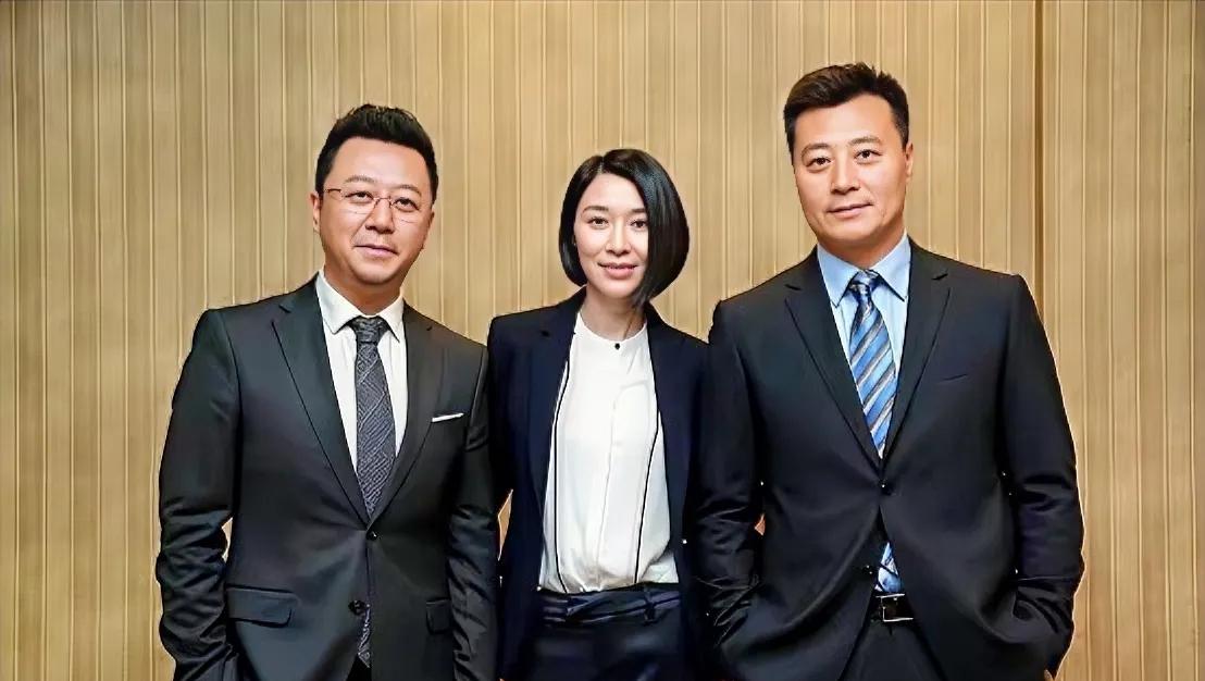 任程伟、郭涛、陈丽娜同框确实太养眼了！在2015年播出的《温州两家人》里，他们就