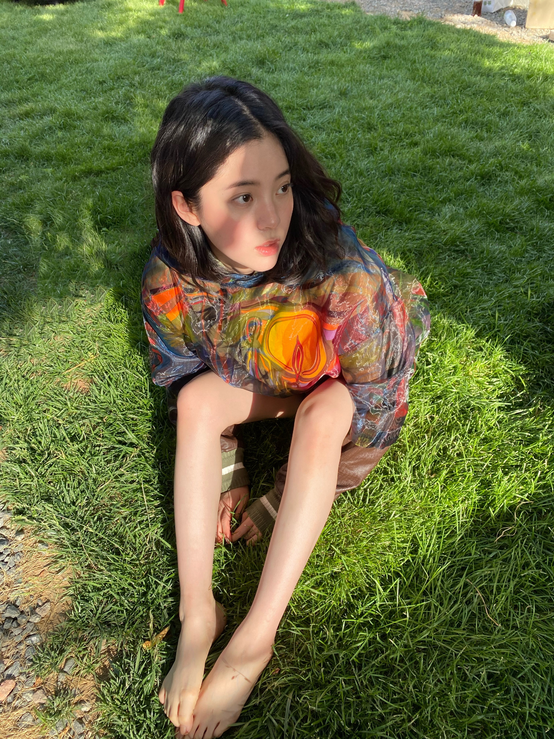 欧阳娜娜好奇怪的角度 ​​​
