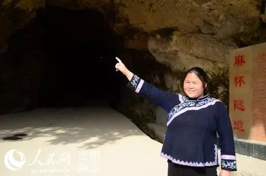 被称作当代女愚公！女子面对大山，竟要凿开一条隧道？
 现实中竟有一位当代女愚公。