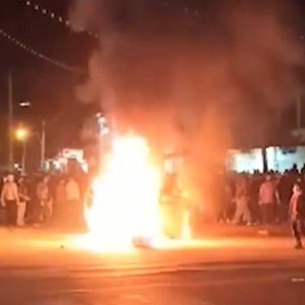 新闻快讯——伊朗抓获5名在和平抗议活动中煽动暴力骚乱的摩萨德间谍。