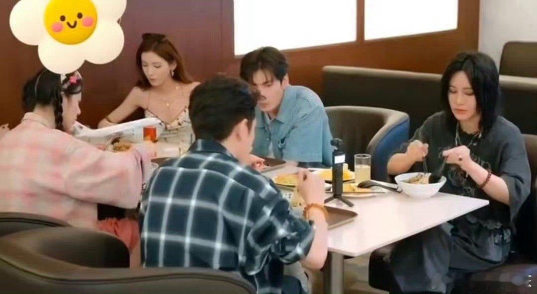 尚雯婕智性恋天菜好喜欢听姐姐讲话，言之有物的感觉！本智性恋真的狂喜！巴黎合伙人名