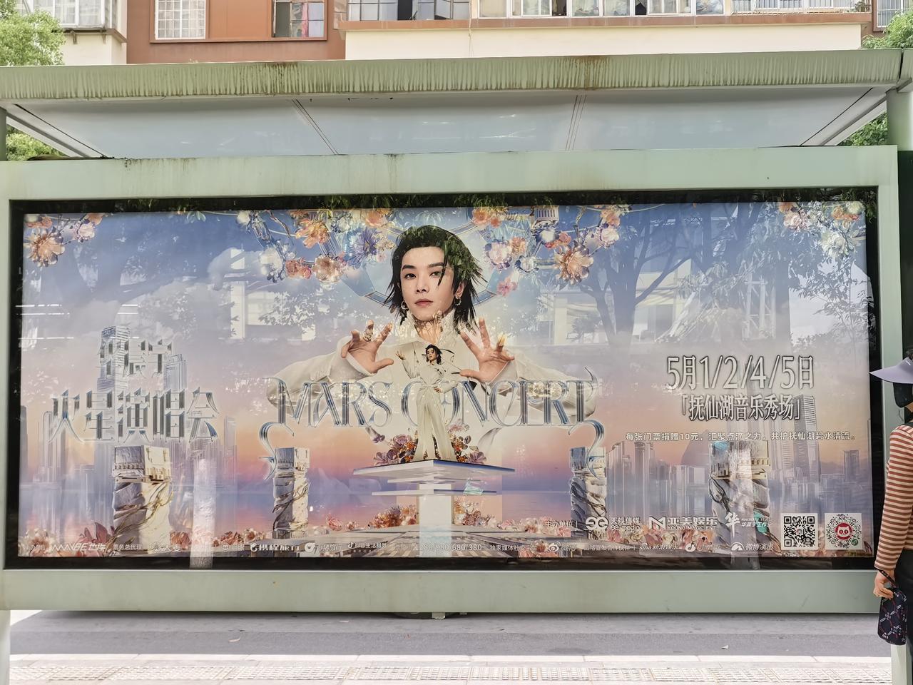 现在在也不是以前酒香不怕巷子深的时候了，虽然是互联网时代，1但是该做的宣传，广告