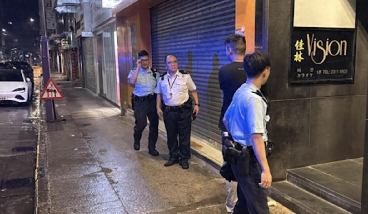 被香港黑帮围殴致死的男子身份曝光，竟是年赚2亿的商界精英！港警启动大规模反黑行动