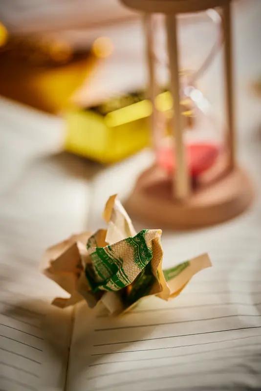 收入达到多少才不担心缺钱，这还真没个准数。刚毕业的大学生，月薪几千不够花，觉得月