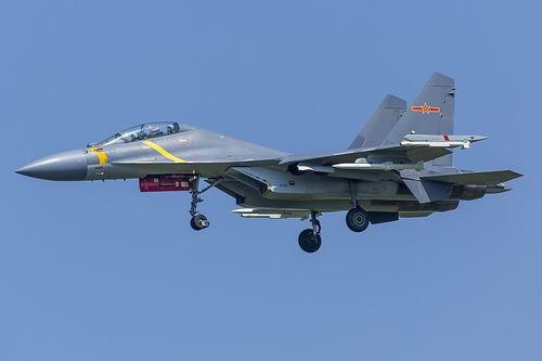 [兔子]震动中东！歼-16编队远赴海外后，沙特、卡塔尔、阿联酋等国为何纷纷期待它