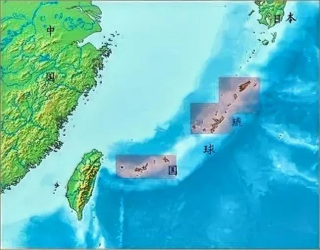 【只需两招就让小日本老实消停了】对于小日本一个劲的在咱们台湾省问题上插嘴捣乱，甚