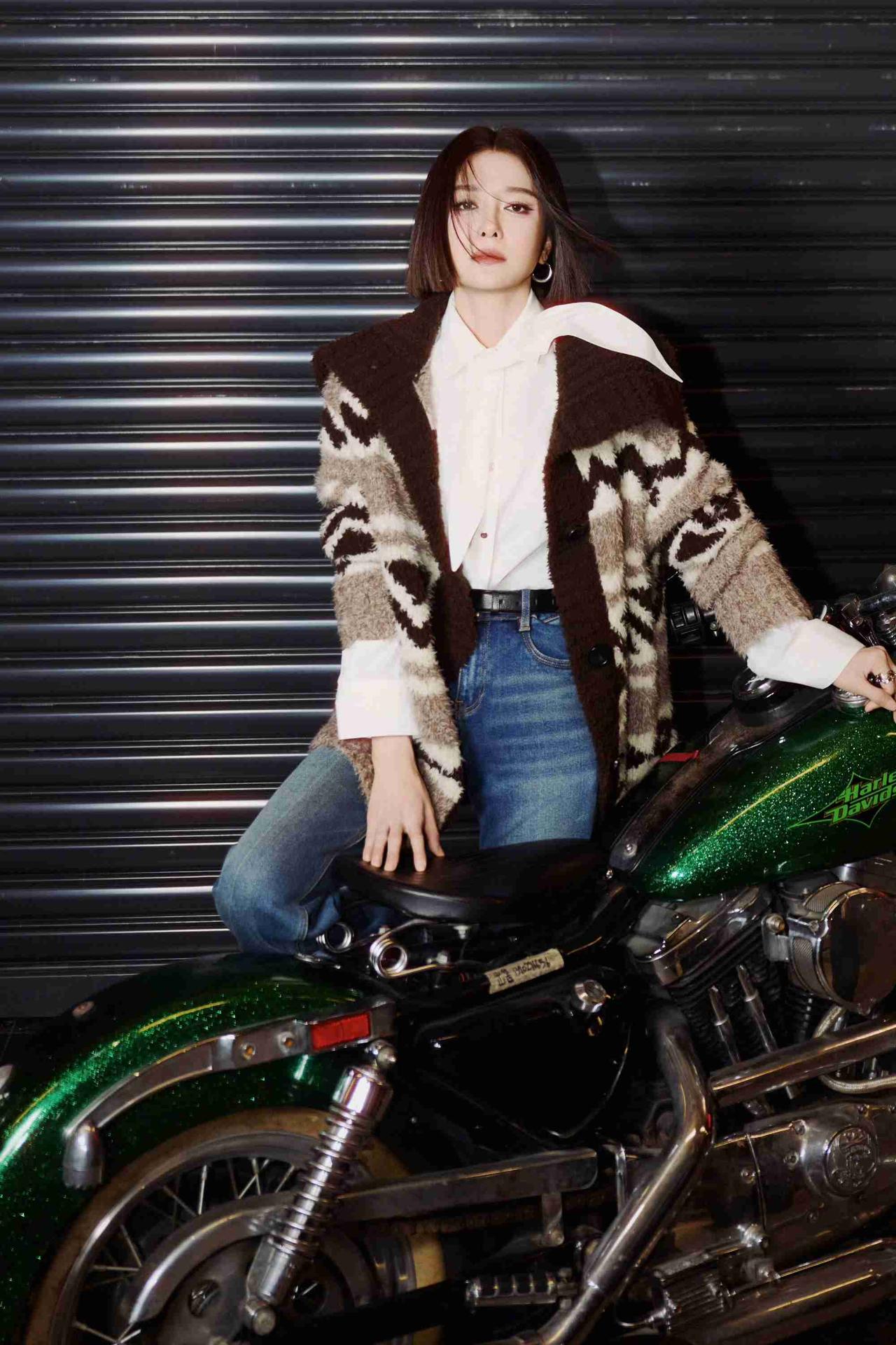 我的今日状态：😁轻松愉快
我这里的天气：☀️晴天