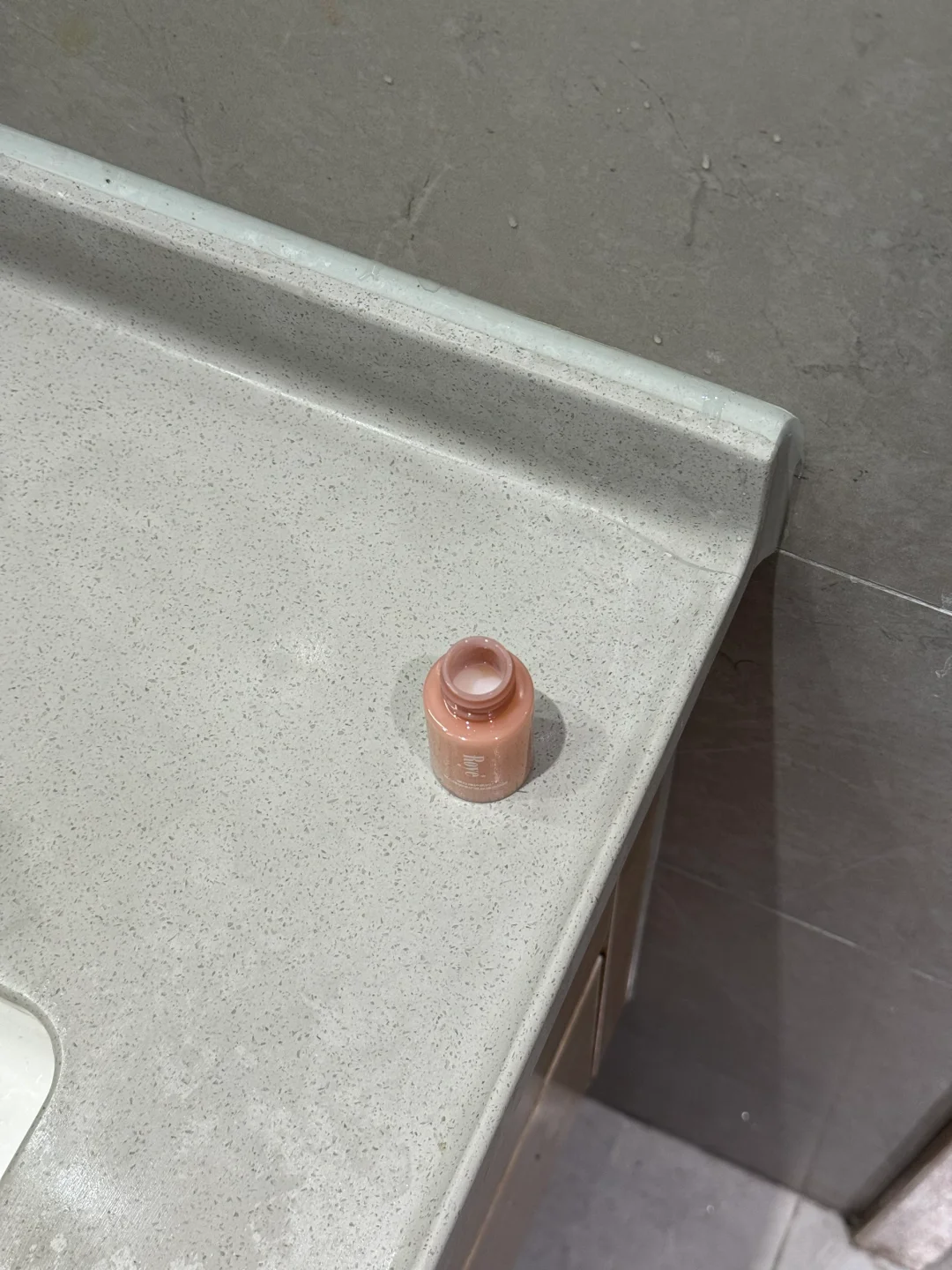 镇的离谱。。。😅