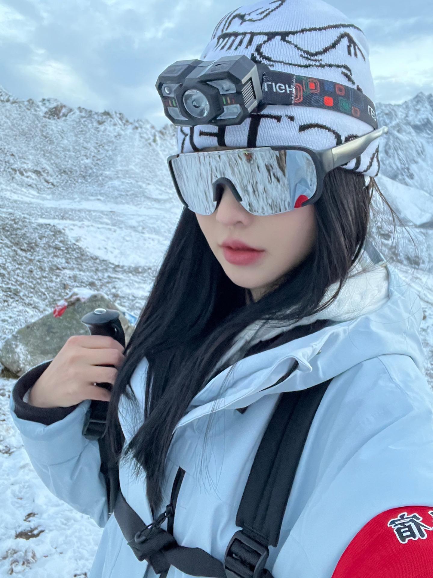 人生第一座雪山🏔️失去了所有力气与手段 人生第一座雪山 失去所有力气...
