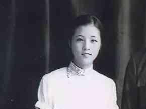 1936年，54岁的程潜看上了一个17岁的女学生。新婚之夜，女学生泪流满面，程潜