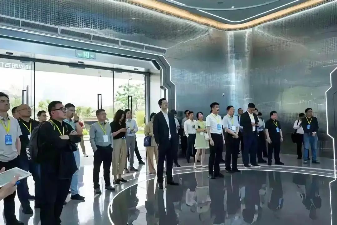 突发！30多家上市公司扎堆涌入，南宁五象新区要彻底起飞了！

南宁五象新区，突然