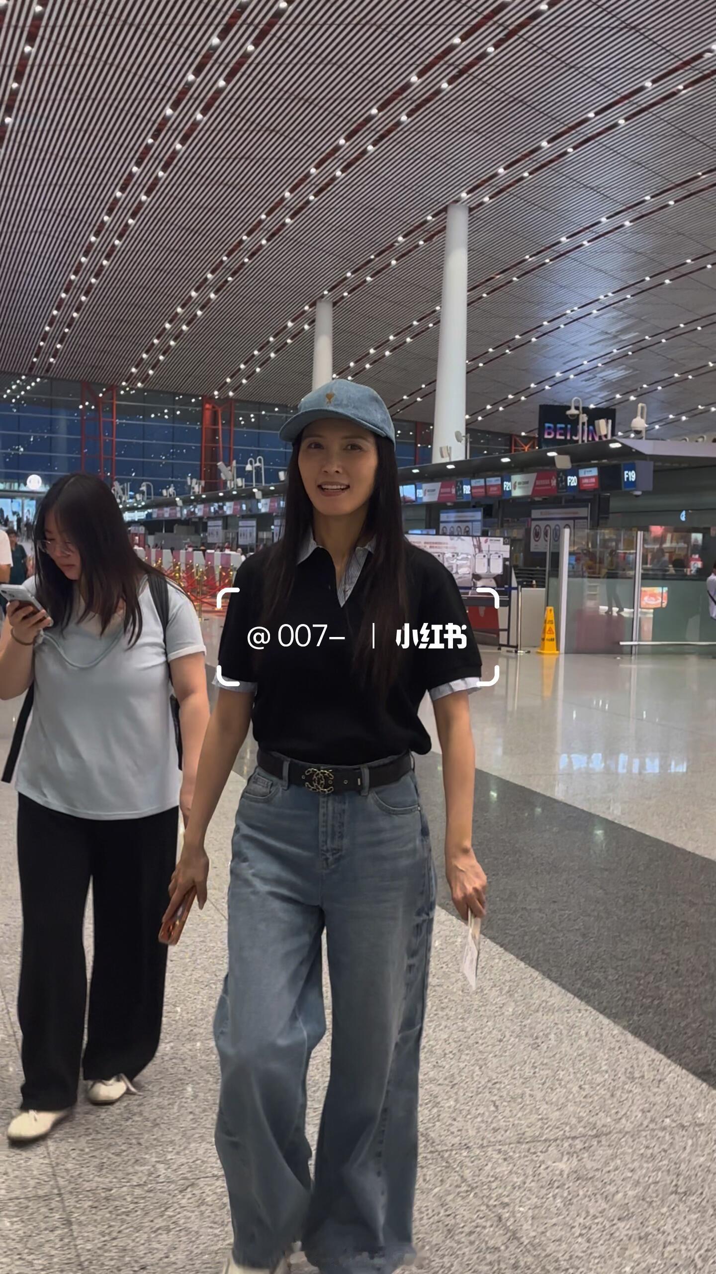 260531姐姐北京出发路透！cr：logo浪姐日记浪姐乘风2026