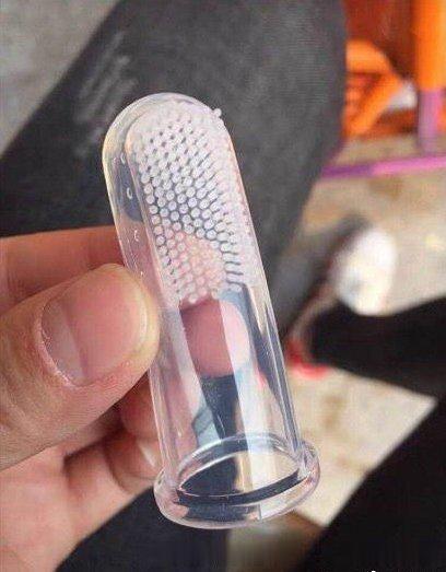 女朋友出差回来 从她包里发现的 请教王友这是啥 干啥用的？ ​​​