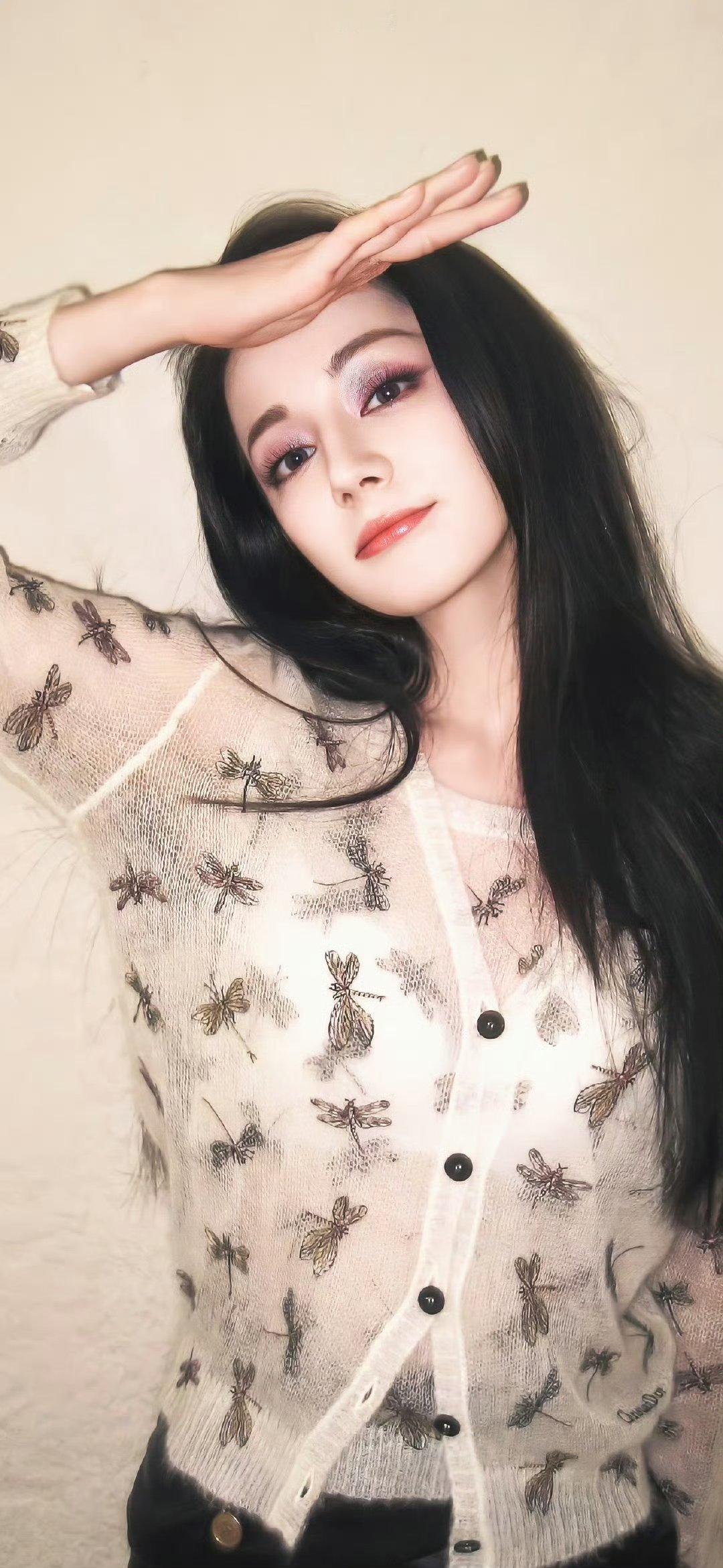 晚安宝宝熬夜对手机不好 [爱你][爱你]​​​
