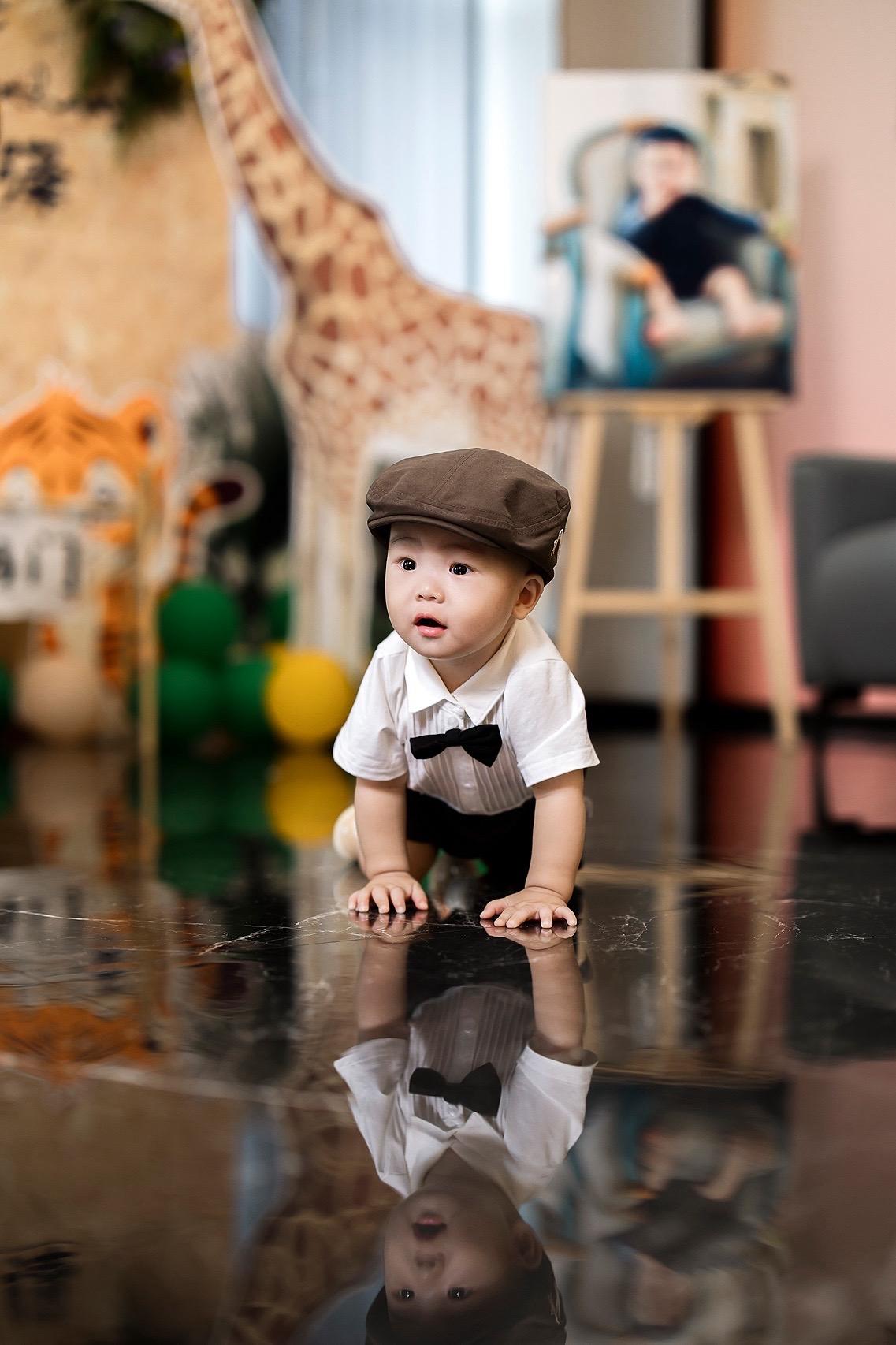 我的团团 ， 周岁快乐 🎊 在你这段没有记忆的日子里，爸爸妈妈会永远...