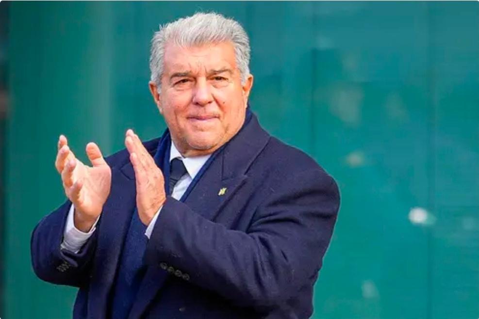 前西甲裁判：拉波尔塔谈裁判？他首先需要向西班牙足球道歉据《马卡报》报道，在巴萨主