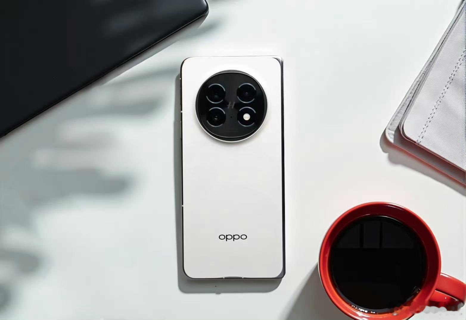 超一万四肯定不值得入手了，现在国产大折叠好不容易把价格打下来了，OPPO Fin