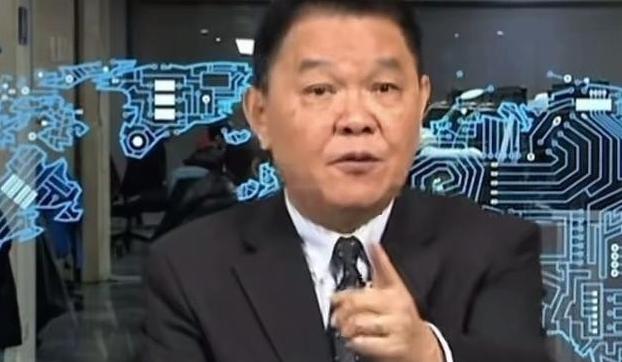 台湾地区学者黄征辉通过电视喊话岛内民众，跟国民党主席郑丽文走，两岸统一后台湾人会