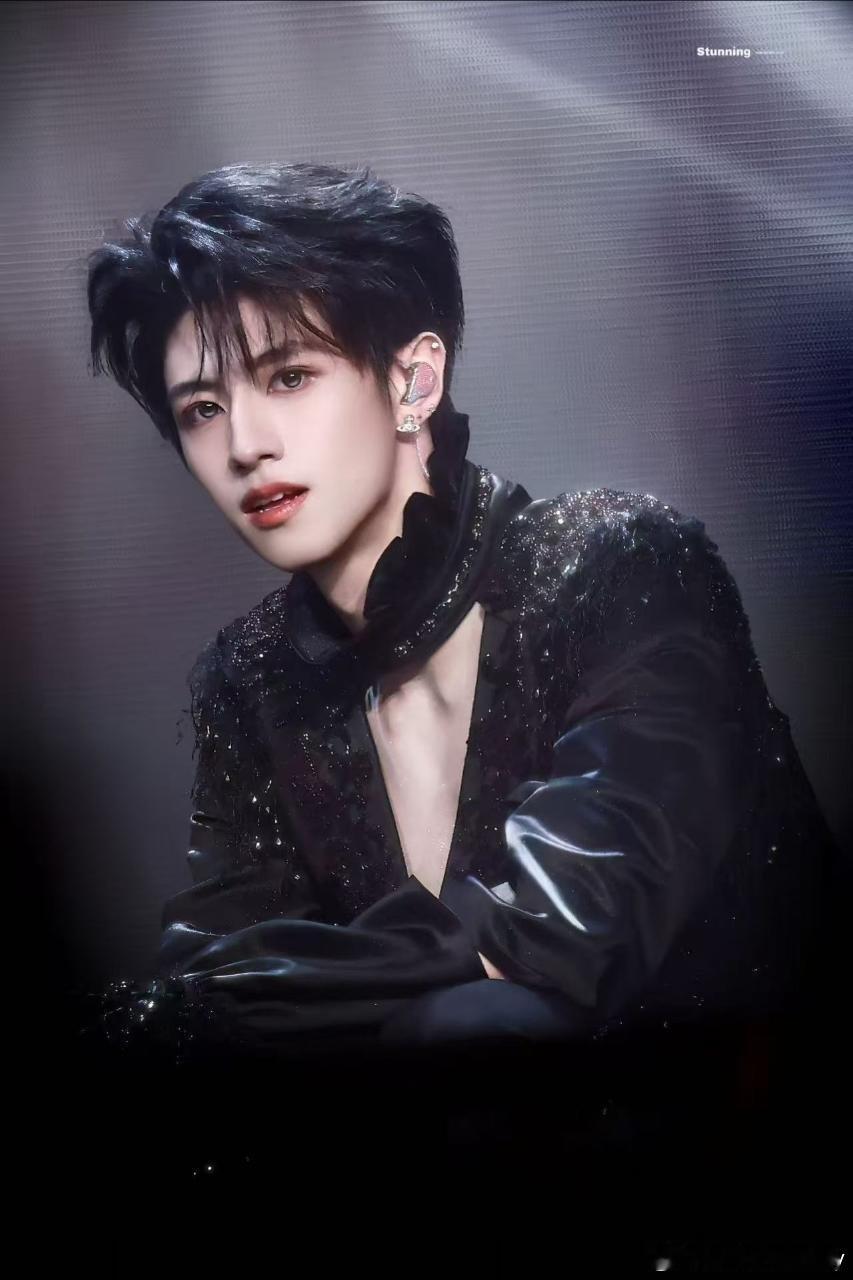 anti朱志鑫粉丝如果喊朱志鑫c位都有人接受不了的话，欺负朱志鑫的话，那就放朱志