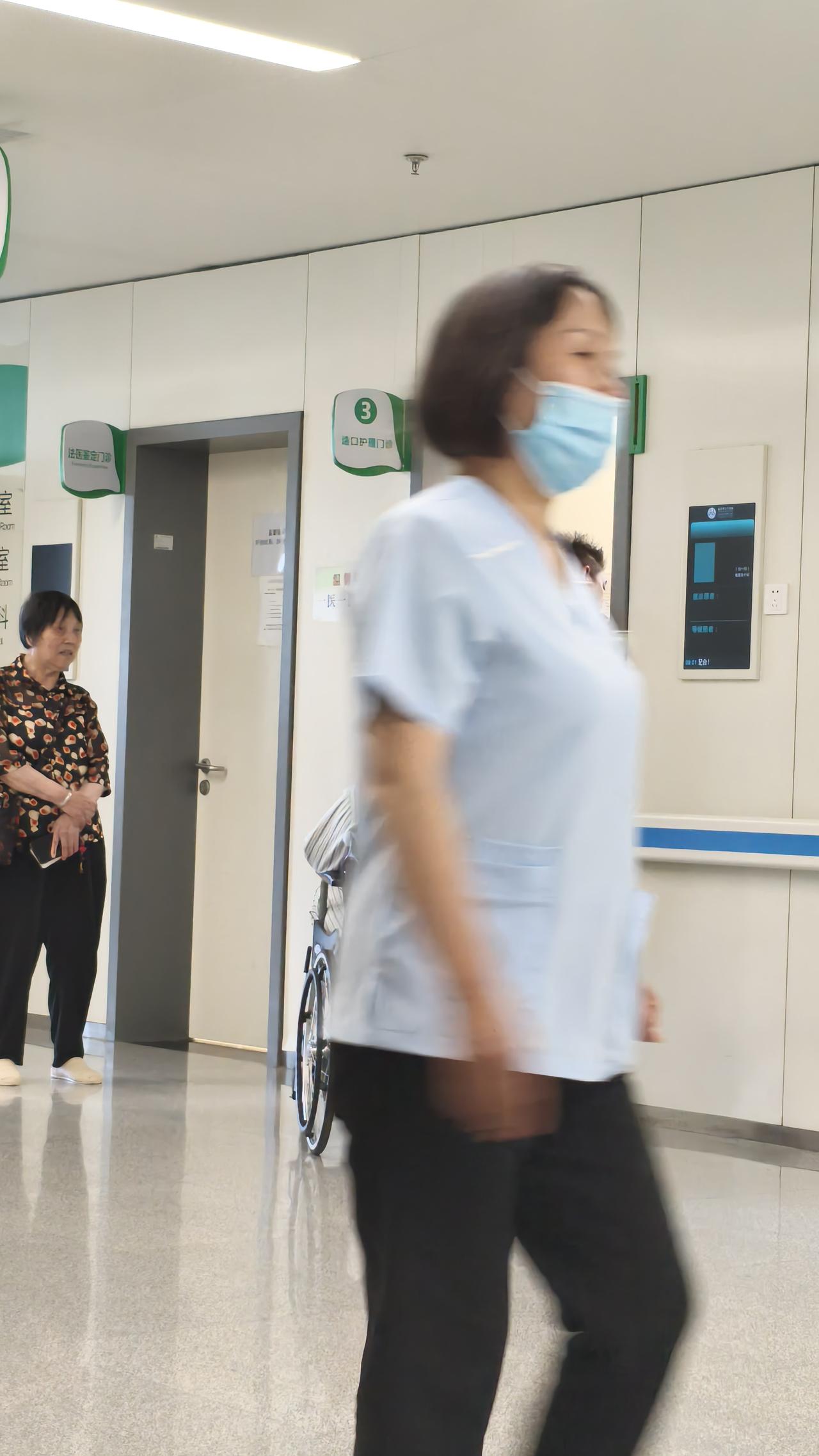 记录我的2026 2026年这医院现状，简直让人头大！我前几天去医院，那场面，跟