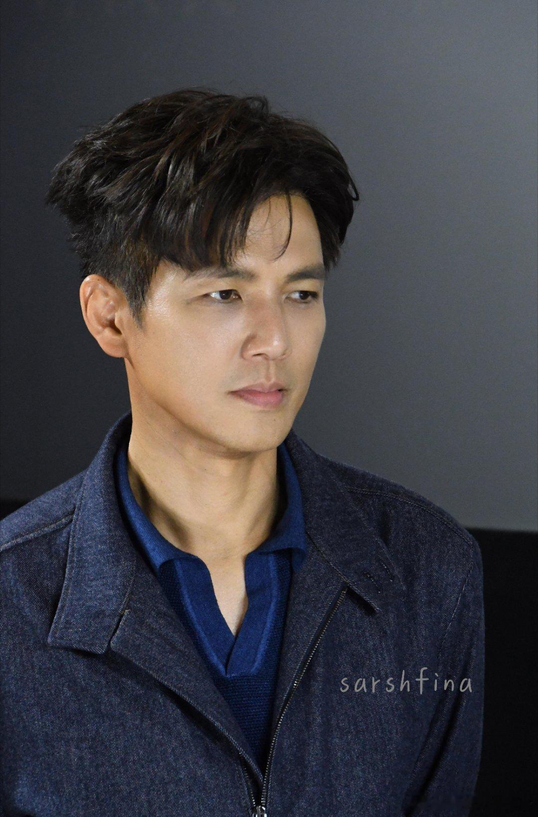 钟汉良朱珠也是演上短剧了钟汉良强强联手演绎短剧太让人惊喜，又好嗑又有看点，拜托多