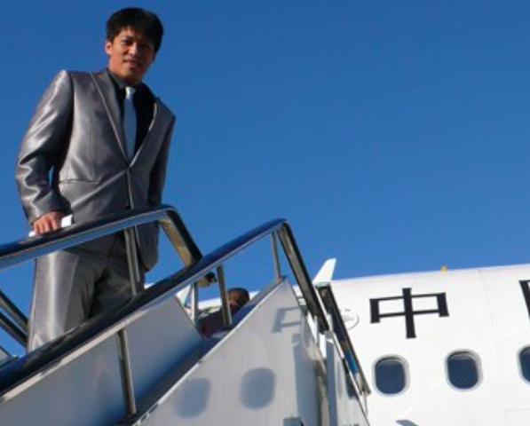 15场0失球！张耀坤的“临时工球队”如何逆袭夺冠？
谁能想到，一支由辽宁铁人、大