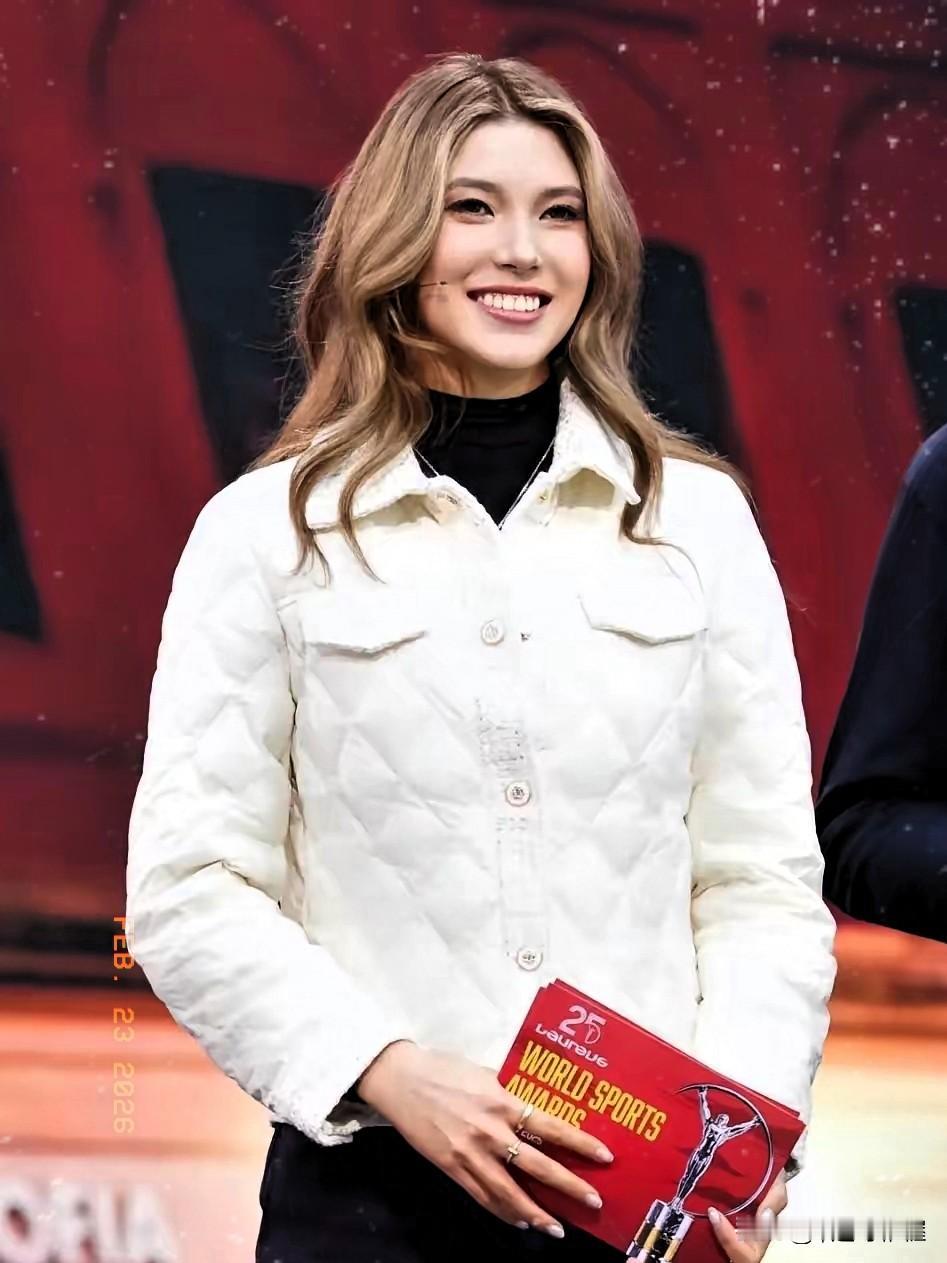 谷爱凌本人:
2003年，生于美国旧金山，2019年改国籍为中国。
很多人只看到