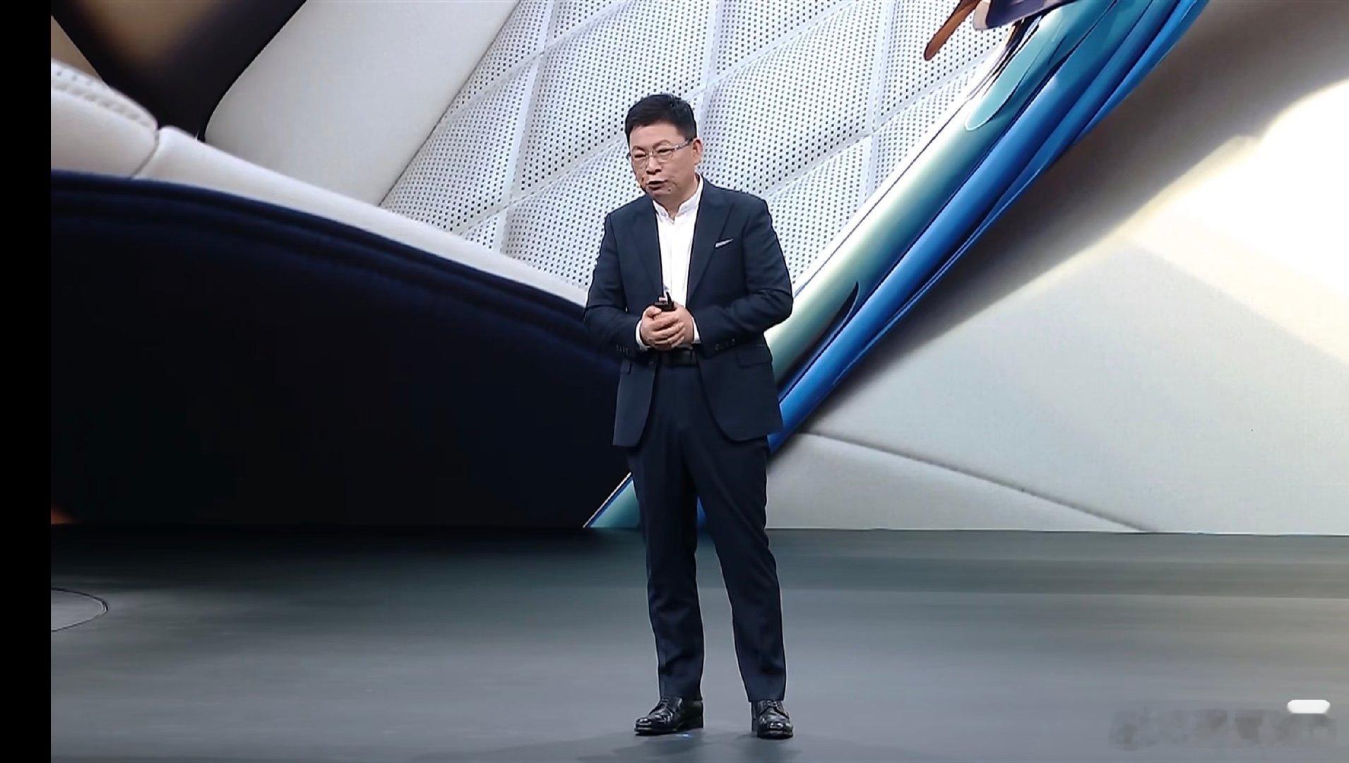 余承东回应鸿蒙问界合作生变余承东称赛力斯提出自己做【余承东回应华为鸿蒙智行与问界