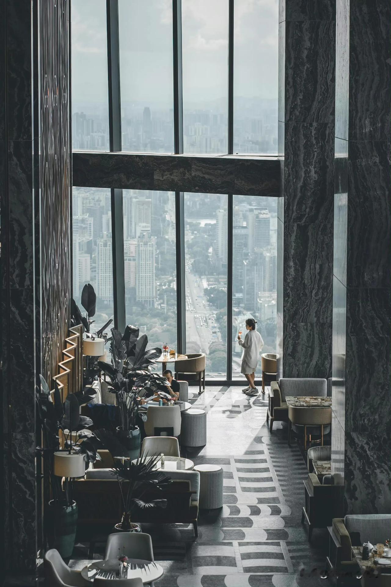 南宁旅行｜打卡全球最高香格里拉
南宁👣 南宁慢节奏生活 
全球最高的香格里拉?