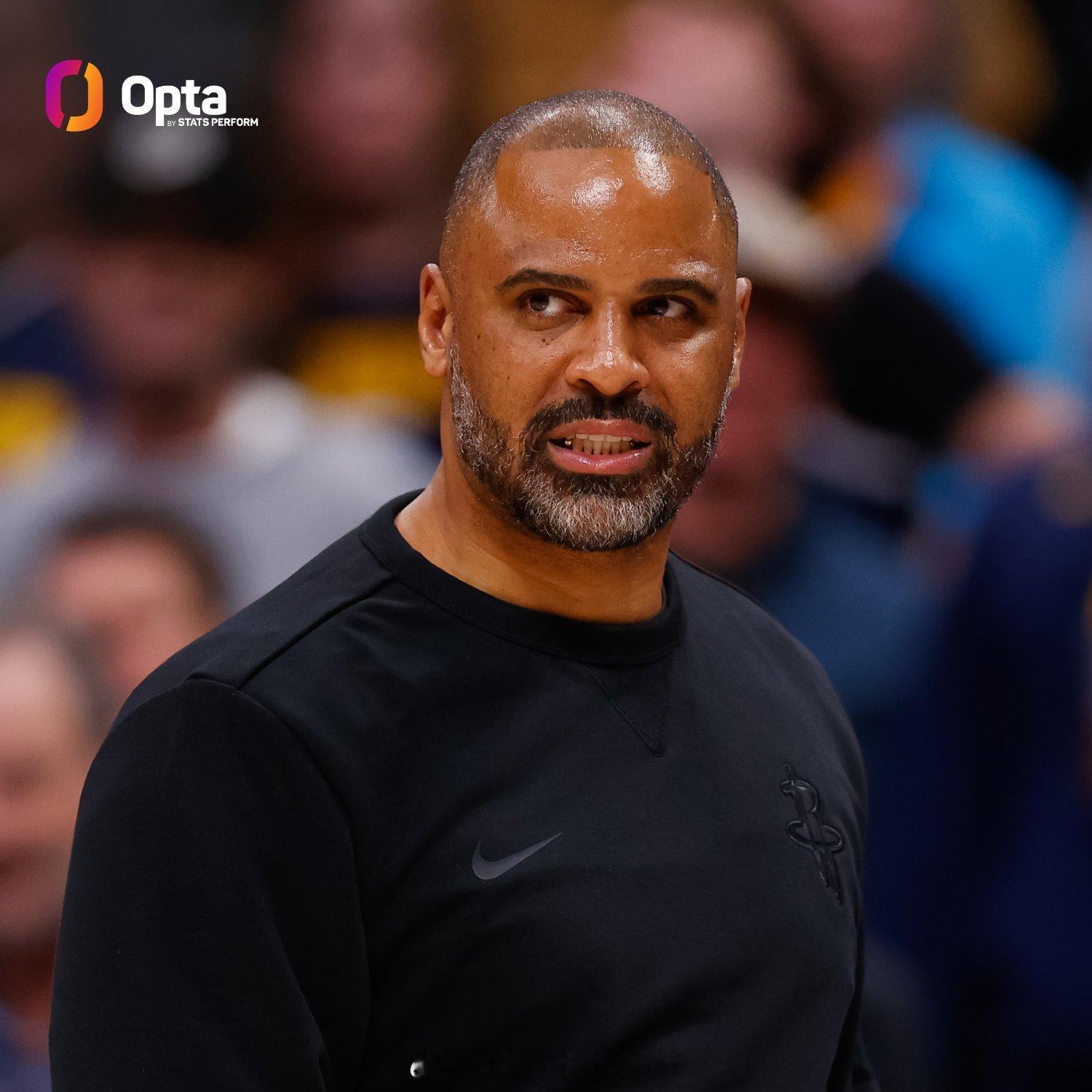 创造历史！火箭队在12月份输掉了5场比赛，而他们在比赛前的胜率至少是对手的两倍（