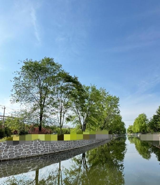 昆明这地儿前阵子闹出个让人哭笑不得的破事儿：一个姑娘刚分手，心头火起，顺手把前任