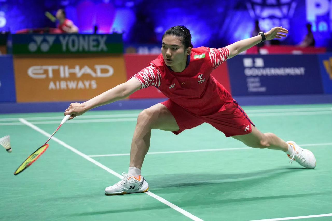 全英赛第二天开局国羽三连败!
昨天，全英羽毛球公开赛首日比赛，石宇奇一轮游、翁泓