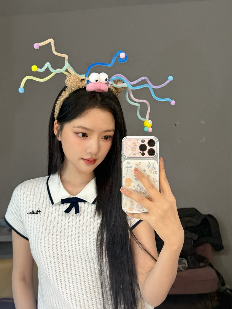 任敏AAA头箍批发大户 笑晕！任敏怕不是把雷霆头箍厂家包场了？没偶像包袱，做大表