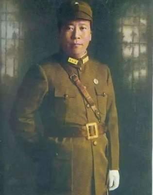 西安事变后，蒋介石对杨虎城表面上宽厚，实则用心险恶。

西安事变尘埃落定，表面功