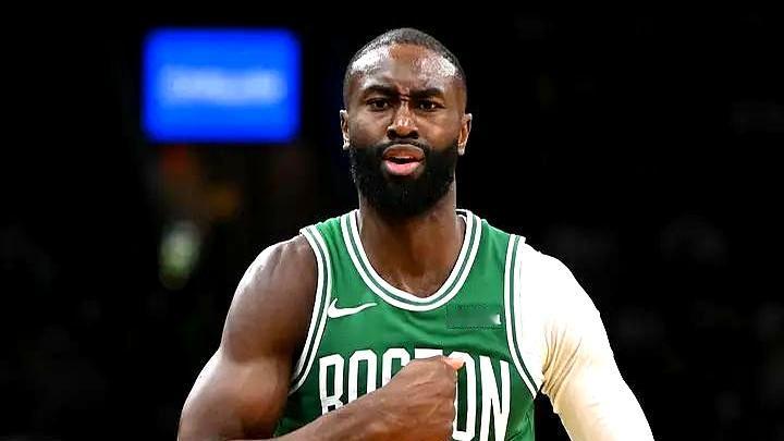 凌晨刷到ESPN那条时，心里咯噔——绿军若用布朗换字母失败，布朗就要申请交易。