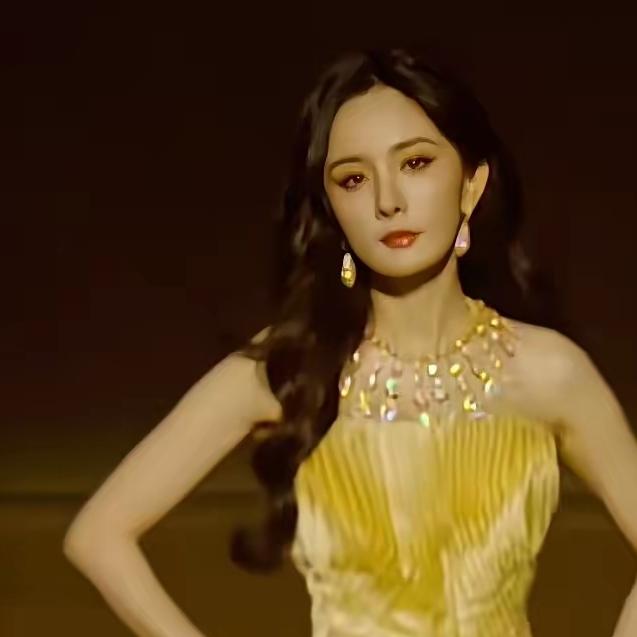 面相玄学是真玄！刘亦菲和杨幂明明岁数差不多，可刘亦菲还是当年那“神仙姐姐”样，又