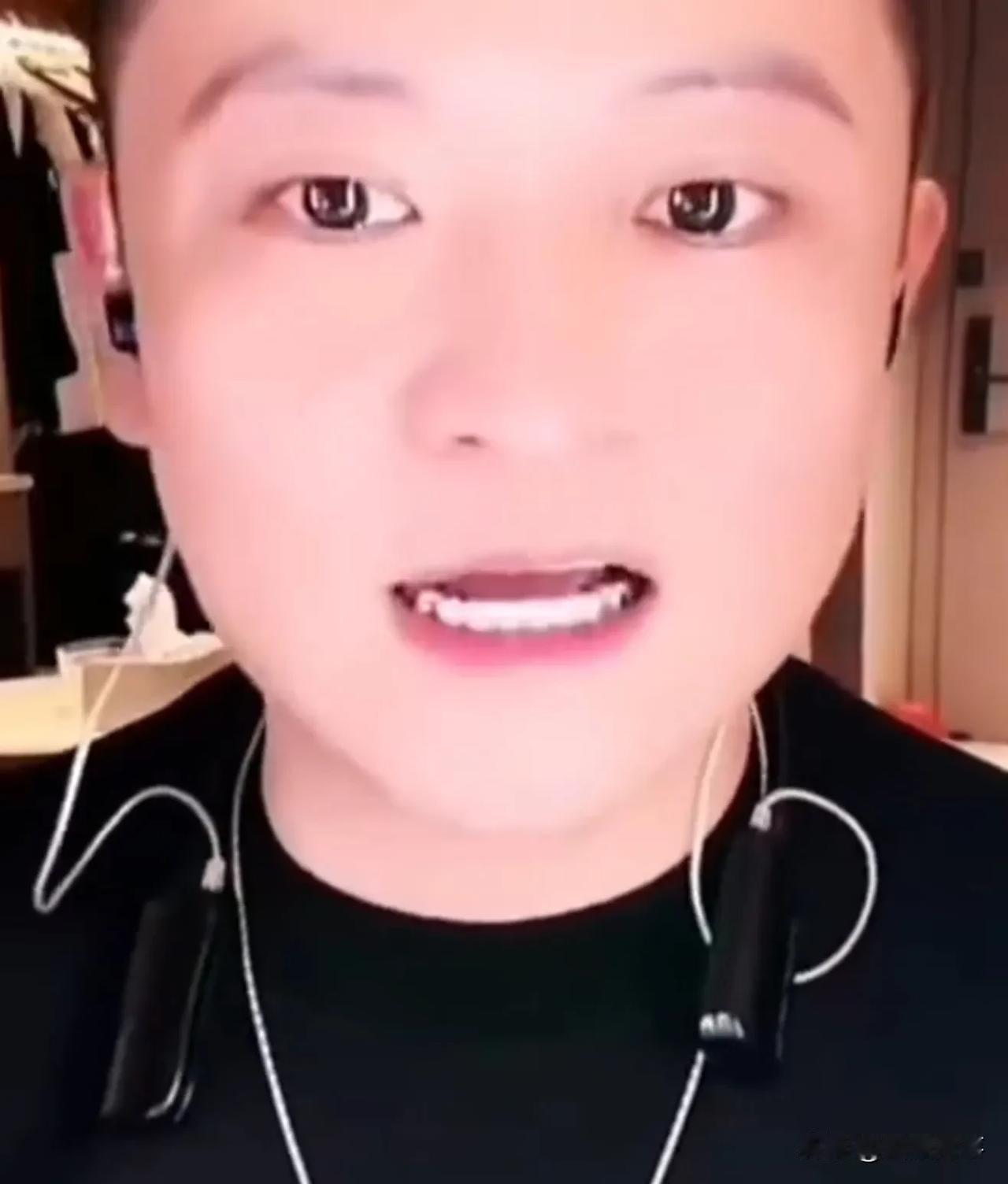 二子爷心疼小蔡被人欺负完还得替人数钱！

           阿宇心态不是崩了