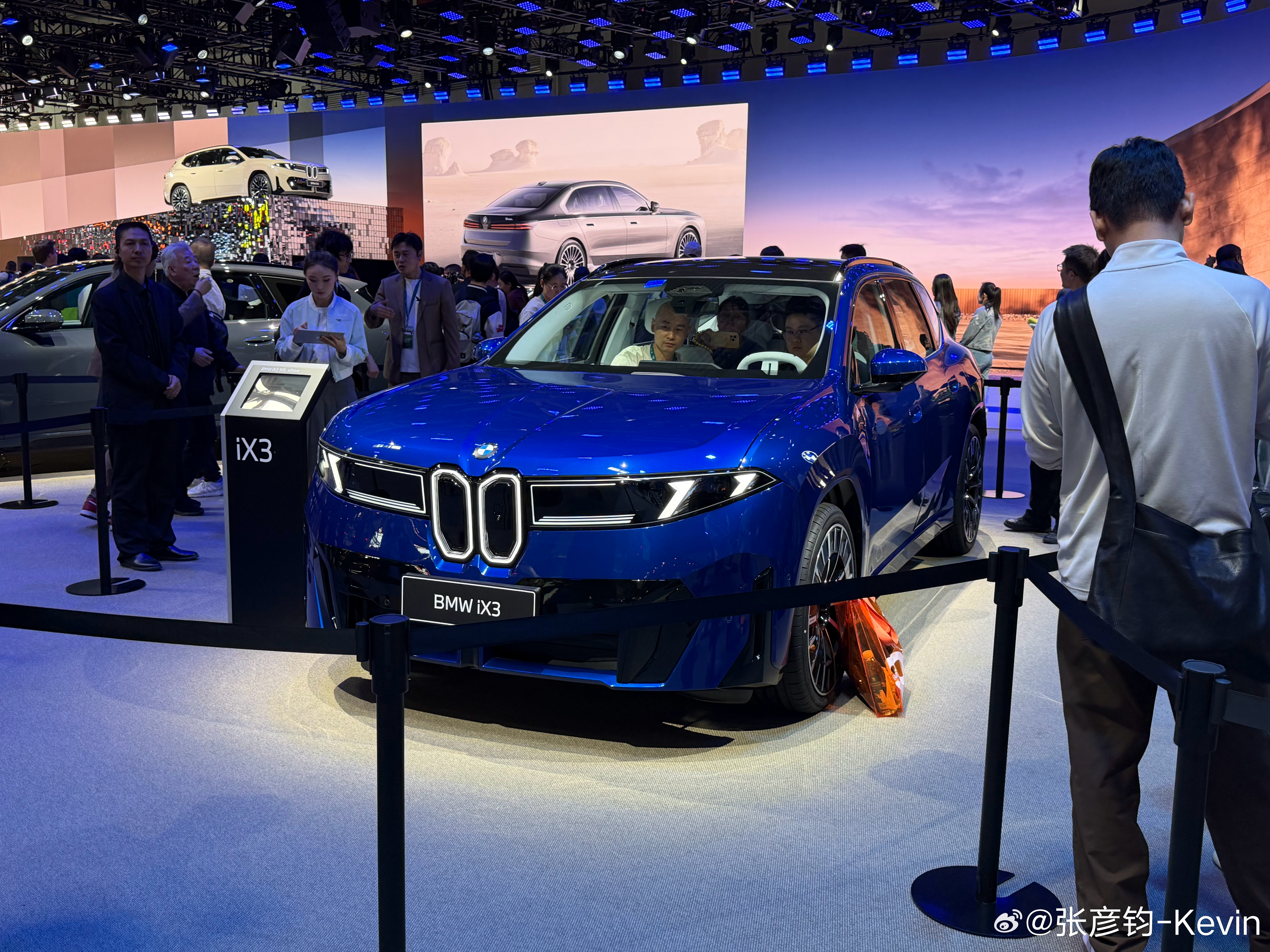 2026北京车展 宝马iX3，和各个品牌的朋友聊完天，这是大家公认的、感觉竞争力